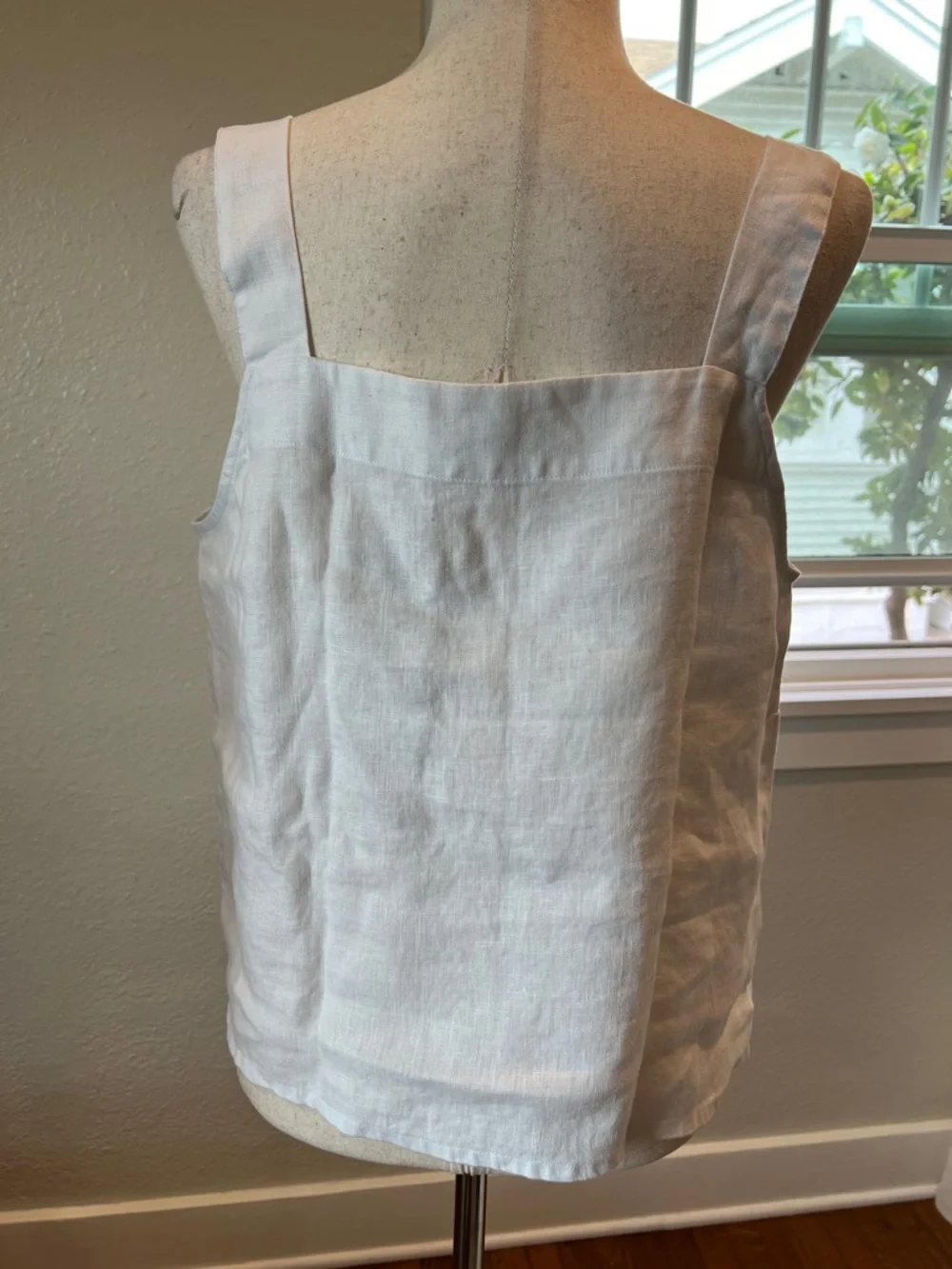 MagicLinen Olinda Tank Top White Square-Neck 100% Linen. Size L. NWT - Picture 6 of 10
